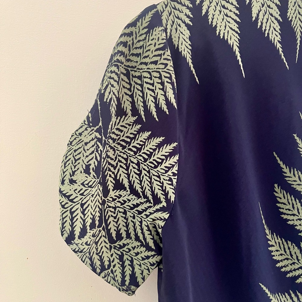 Aakaa Elegant Green Fern Print Dress - Picture 6 of 9